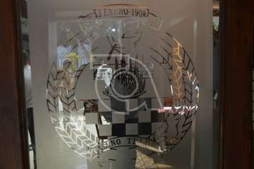 El Casino de Telde homenajea a 18 socios y al que fuera su conserje durante 40 años (Foto TA y TF)